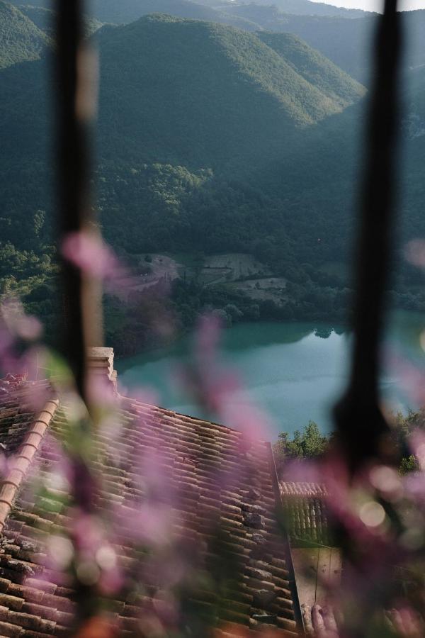 Lago Del Turano - La Taverna Con Cucina Open Space E Free Wi-Fi Ascrea Bagian luar foto